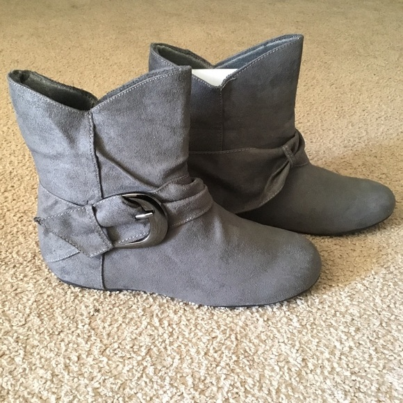 New Gray Faux Suede Ankle Boots - Picture 1 of 3